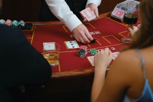 Top nhà cái cung cấp sân chơi Poker uy tín hàng đầu 2024 