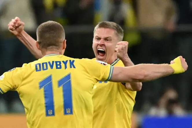 Ukraine ngược dòng giành vé chơi Euro 2024 dù chấp sân nhà