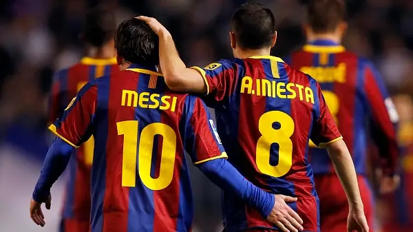 Messi gửi lời tri ân trong ngày Iniesta treo giày