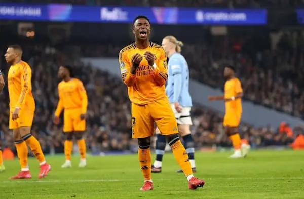 Vinicius Junior: Đã xứng tầm với đãi ngộ ngang Cristiano Ronaldo tại Real Madrid?