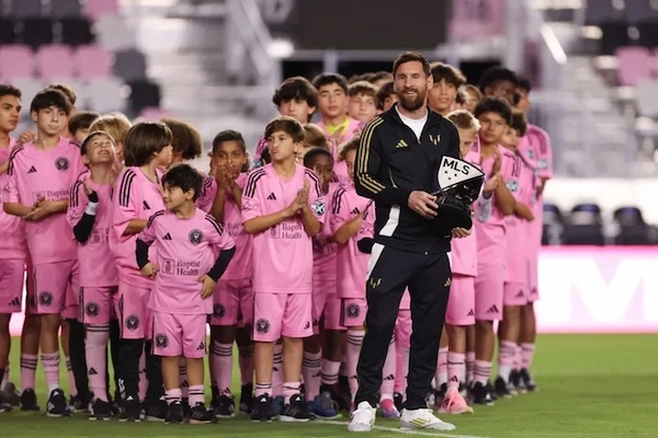 Lionel Messi bất ngờ được vinh danh ở MLS vì thành tích gì?