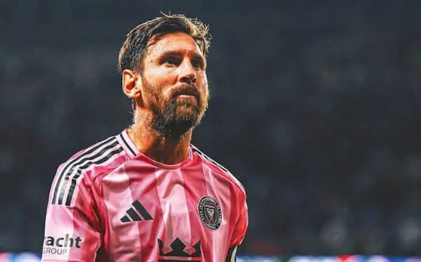 Với 764 bàn không tính penalty, Lionel Messi đã viết lại lịch sử như thế nào?