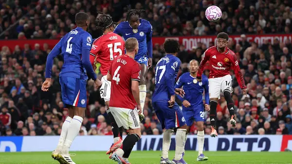 MU đã duy trì kỷ lục gì trước Chelsea tại Old Trafford?