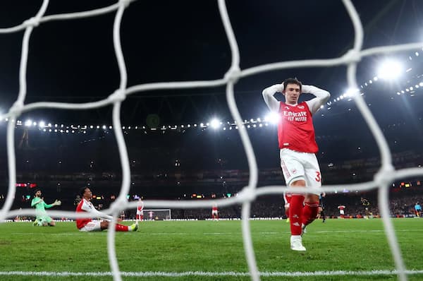 Pháo thủ và vòng luẩn quẩn “chỉ muốn hòa”