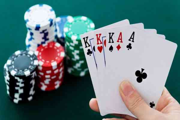 Chia sẻ kinh nghiệm chơi Poker Online hiệu quả