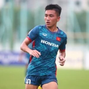 Không ra sân phút nào, Nguyễn Phi Hoàng vẫn bị kiểm tra doping